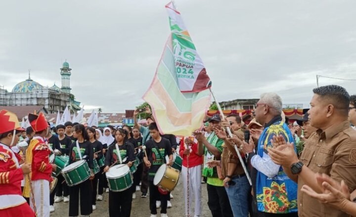 Ribuan Orang Ikut Pawai Ta Aruf Sambut Mtq Xxx Se Tanah Papua Di Mimika