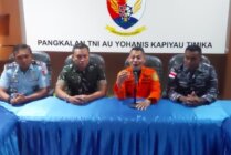 Konferensi pers yang dilakukan Tim SAR gabungan di Pangkalan TNI AU Yohanis Kapiyau, Kabupaten Mimika, Provinsi Papua Tengah, Jumat (27/7/2024). (Foto: Fachruddin Aji/Seputapapua)
