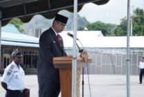 Penjabat (Pj) Sekretaris Daerah Provinsi Papua Tengah, Anwar Harun Damanik membacakan amanat Menteri Perhubungan. (Foto: Dok Pemprov Papua Tengah)