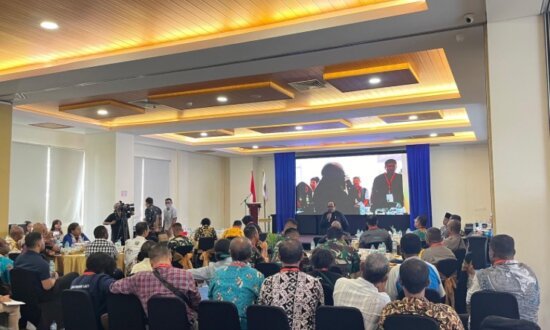 Pertemuan Lokakarya Penanganan Ibu dan Anak di Area Pendulangan. (Foto: Anya Fatma/Seputarpapua)