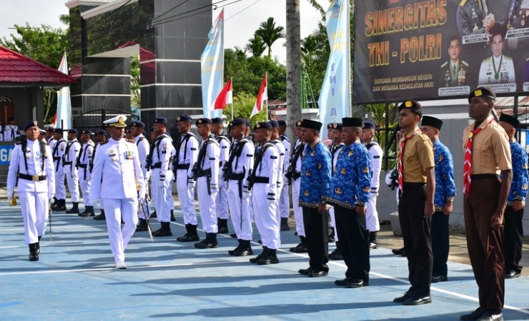 Upacara memperingati HUT ke-79 TNI Angkatan Laut yang berlangsung di Markas Pangakalan Angkatan Laut (Lanal) Timika dijalan Freeport Lama, Gorong-gorong, Kabupaten Mimika, Papua Tengah. (Foto: Dok Lanal Timika)