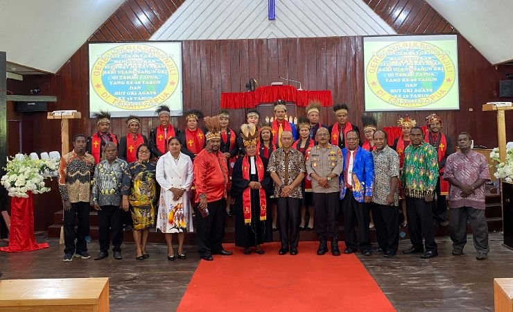 Ibadah HUT Gereja Kristen Injili di Tanah Papua ke-68 dan HUT Jemaat GKI Agats ke-18. (Foto: Elgo Wohel/Seputarpapua)