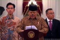 Presiden RI Prabowo Subianto membacakan nama Menteri Kabinet Merah Putih. (Foto: capture Live YouTube Sekretariat Presiden)