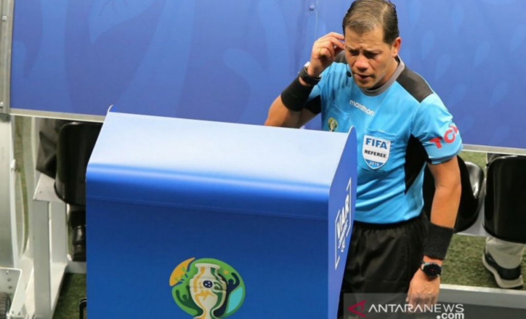 Carlos Queiroz Kritik Penggunaan Teknologi VAR di Copa America