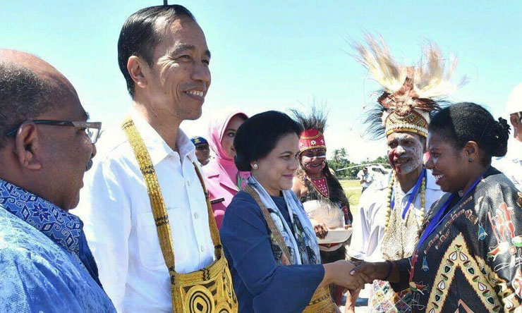 Presiden Jokowi: Saya Rasakan Mati Lampu Tiga Kali Saat di Papua