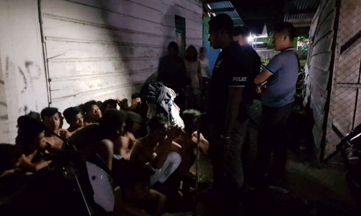 Polisi Mimika “Bungkus” 16 Anggota Geng Motor Diduga Terlibat Curanmor 