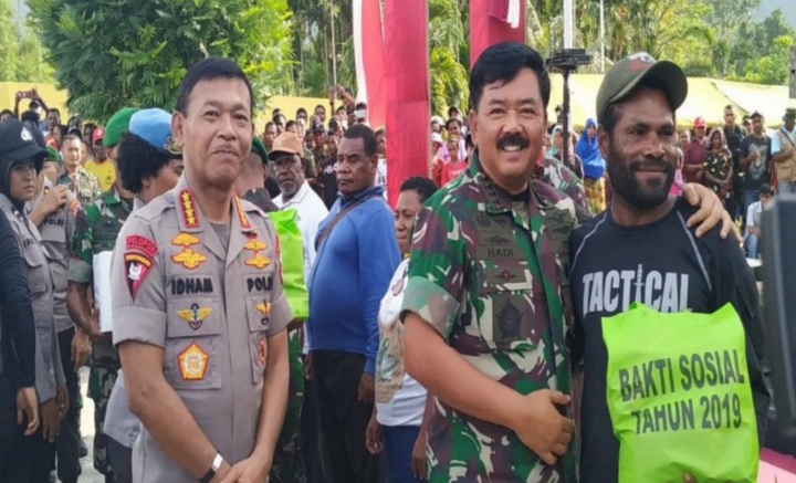 Kapolri Idham Azis Kunjungan Kerja Perdana ke Papua