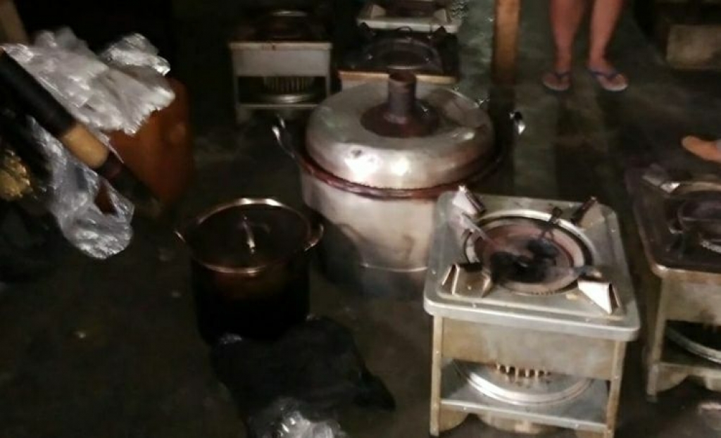 Satuan Narkoba Polres Jayawijaya Amankan Ratusan Liter Miras Lokal