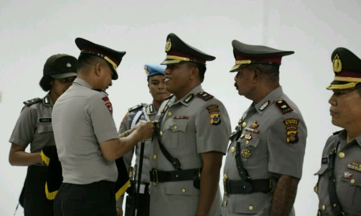 Kapolres Bernada Tinggi Saat Sertijab Sejumlah Perwira, ada apa?