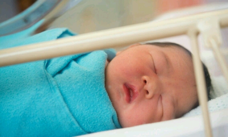 Empat Bayi Lahir Bertepatan Dengan Peringatan HUT RI Ke-72