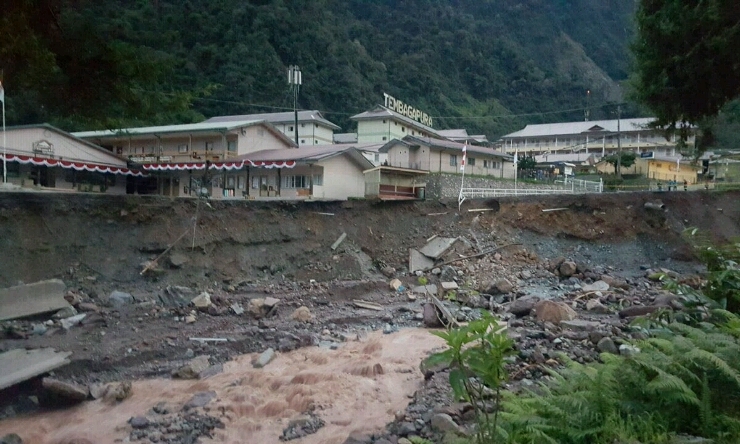 Seorang Karyawan Belum Ditemukan Pasca Banjir Bandang di Tembagapura