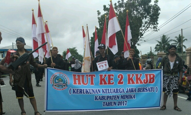 Parade Budaya Jawa Awali HUT KKJB Kedua di Mimika